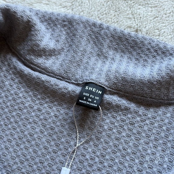 SHEIN Grey Ulta Cropped Waffle Texture Cardigan Small - Picture 2 of 5